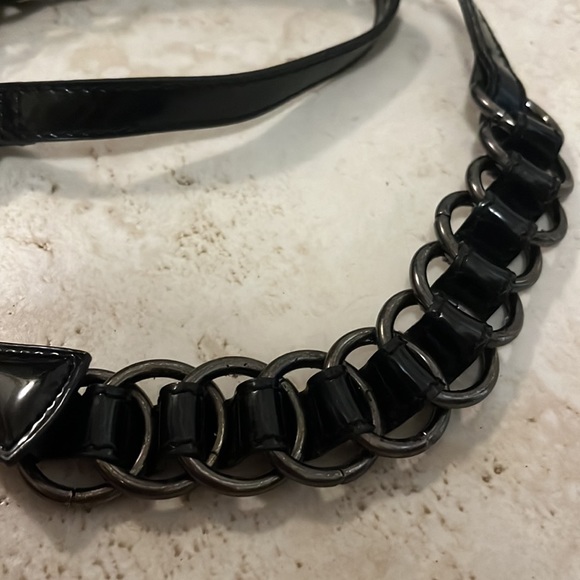 MNG MANGO Vintage Chic Punk Belt Patent Leather - Picture 5 of 8